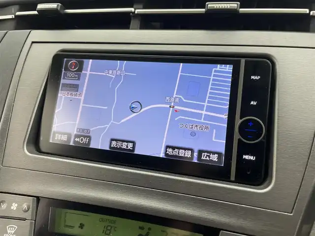 トヨタ プリウス S 茨城県 2012(平24)年 3.8万km ホワイトパールクリスタルシャイン ・ワンオーナー/・純正ＨＤＤナビ/・フルセグＴＶ/・Ｂｌｕｅｔｏｏｔｈ接続/・ＤＶＤ再生/・Ｂカメラ/・ＥＴＣ/・プッシュスタート/・スマートキー/・スペアキー/・オートエアコン/・純正フロアマット/・ＨＩＤオートライト/・保証書