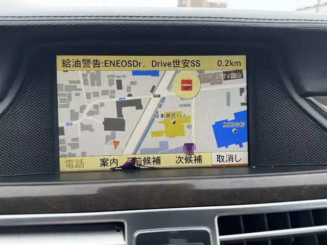 メルセデス・ベンツ ＣＬＳ６３ 熊本県 2011(平23)年 13.6万km ダイヤモンドホワイト ・スマートキー/・プッシュスタート/・インテリジェントライトシステム/・アダプティブハイビーム/・アテンションアシスト/・黒革シート/・前席エアシート＆シートヒーター /・純正HDDナビ/　【DVD・Bluetooth・MSV】/・harman/kardonサウンドシステム/・フルセグTV/・バックカメラ/・ETC/・パワートランク/・HID/・リアスポイラー/・純正マット/・保証書/取説