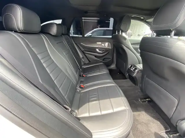 メルセデス・ベンツ Ｅ２２０ｄ ステーションワゴン スポーツ 福岡県 2019(平31)年 5.2万km シルバー ・サンルーフ/・アダプティブクルーズコントロール/・純正HDDナビ/USB/Bluetooth/・全方位カメラ/・黒革シート/シートヒーター/・前後ドライブレコーダー/・フルセグ/・ETC/・純正19AW/・プッシュスタート/・アイドリングストップ/・スマートキー/・スペアキー/・パワーシート/・レーンキープアシスト/・LEDライト