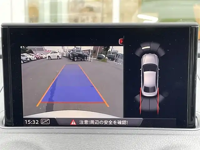 アウディ Ａ３ セダン 40TFSI クワトロ スポーツ 道央・札幌 2019(令1)年 1.9万km グレイシアホワイトメタリック ・４WD/・衝突軽減ブレーキ/・純正ナビ/　CD＆BT＆USB＆TV/・バックカメラ/・コーナーセンサー/・レザーシート/・パワーシート/・シートヒーター/・アイドリングストップ/・プッシュスタート/・スマートキー/・クルーズコントロール/・レーンキープアシスト/・オートエアコン/・オートライト/・MT付きAT/・パドルシフト/・ビルトインETC/・ミラーヒーター/・純正フロアマット/・ウィンカーミラー/・LEDヘッドライト/・フォグライト/・スペアキー