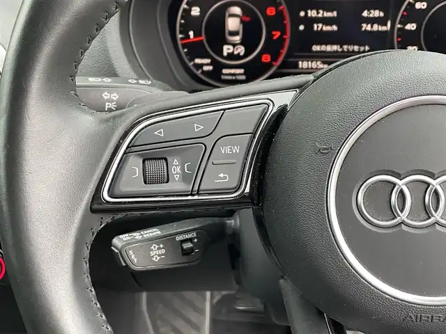 アウディ Ａ３ セダン 40TFSI クワトロ スポーツ 道央・札幌 2019(令1)年 1.9万km グレイシアホワイトメタリック ・４WD/・衝突軽減ブレーキ/・純正ナビ/　CD＆BT＆USB＆TV/・バックカメラ/・コーナーセンサー/・レザーシート/・パワーシート/・シートヒーター/・アイドリングストップ/・プッシュスタート/・スマートキー/・クルーズコントロール/・レーンキープアシスト/・オートエアコン/・オートライト/・MT付きAT/・パドルシフト/・ビルトインETC/・ミラーヒーター/・純正フロアマット/・ウィンカーミラー/・LEDヘッドライト/・フォグライト/・スペアキー