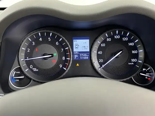 日産 フーガ ハイブリッド 埼玉県 2015(平27)年 3.8万km スーパーブラック 純正ナビ(フルセグ/CD/AM/FM)/ビルトインETC/前方ドライブレコーダー/アラウンドビューモニター/シートメモリー/パワーシートD+N席/純正アルミホイール１８インチ/レーダークルーズコントロール/コーナーセンサー前後/ＬＥＤヘッドライト/プッシュスタート/スマートキー/フロアマット純正