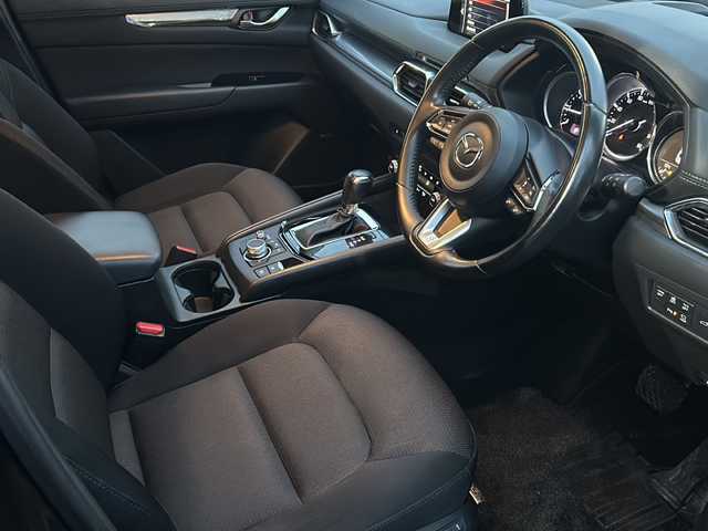 マツダ ＣＸ－５ XD プロアクティブ 福島県 2019(平31)年 4.7万km チタニウムフラッシュマイカ BOSEサウンド　ヘッドアップディスプレイ　電動リアゲート　純正ナビ(フルセグTV/Bluetooth/DVD/CarPlay/Android)　全方位カメラ　レーダークルーズコントロール　衝突被害軽減システム　レーンキープアシスト　横滑防止機能　アイドリングストップ　プッシュスタート　スマートキー　D席パワーシート　シートメモリー前席シートヒーター　革巻ステアリング　ステアリングリモコン　ステアリングヒーター　オートライト　LEDヘッドライト　コーナーセンサー　電動格納ミラー　ブラインドスポットミラー　ETC　純正フロアマット純正AW