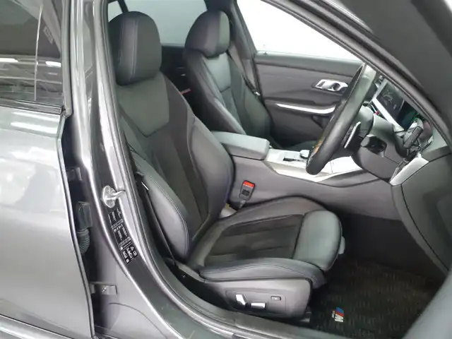 ＢＭＷ ３２０ｄ xDrive Mスポーツ 兵庫県 2021(令3)年 4万km ミネラルグレー ブラックキドニーグリル/ハイラインパッケージ/黒革/シートヒーター/パワーシート/ドライビング・アシスト・プロフェッショナル：/トラフィック・サイン・アシスト（速度制限認識）/ ACC／アクティブ・クルーズ・コントロール（ストップ&ゴー機能付）/ステアリング&レーン・コントロール・アシスト/レーン・ディパーチャー・ウォーニング（車線逸脱警告システム）/レーン・チェンジ・ウォーニング/レーン・チェンジ・アシスト/クロス・トラフィック・ウォーニング（フロント&リヤ）/前車接近警告機能/後車衝突警告機能/衝突回避・被害軽減ブレーキ（事故回避アシスト付）/アクティブ・サイド・コリジョン・プロテクション/エマージェンシー・ストップ・アシスト/純正ナビ/全方位カメラ/ETC/スマートキー/LEDヘッドライト/前後ドライブレコーダー