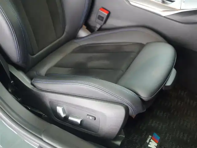 ＢＭＷ ３２０ｄ xDrive Mスポーツ 兵庫県 2021(令3)年 4万km ミネラルグレー ブラックキドニーグリル/ハイラインパッケージ/黒革/シートヒーター/パワーシート/ドライビング・アシスト・プロフェッショナル：/トラフィック・サイン・アシスト（速度制限認識）/ ACC／アクティブ・クルーズ・コントロール（ストップ&ゴー機能付）/ステアリング&レーン・コントロール・アシスト/レーン・ディパーチャー・ウォーニング（車線逸脱警告システム）/レーン・チェンジ・ウォーニング/レーン・チェンジ・アシスト/クロス・トラフィック・ウォーニング（フロント&リヤ）/前車接近警告機能/後車衝突警告機能/衝突回避・被害軽減ブレーキ（事故回避アシスト付）/アクティブ・サイド・コリジョン・プロテクション/エマージェンシー・ストップ・アシスト/純正ナビ/全方位カメラ/ETC/スマートキー/LEDヘッドライト/前後ドライブレコーダー