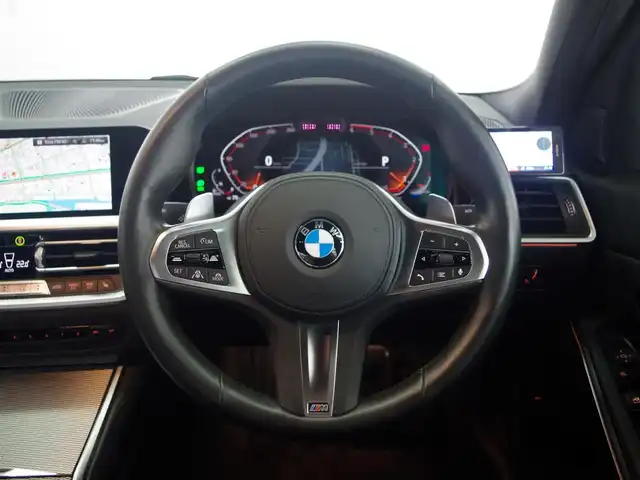 ＢＭＷ ３２０ｄ xDrive Mスポーツ 兵庫県 2021(令3)年 4万km ミネラルグレー ブラックキドニーグリル/ハイラインパッケージ/黒革/シートヒーター/パワーシート/ドライビング・アシスト・プロフェッショナル：/トラフィック・サイン・アシスト（速度制限認識）/ ACC／アクティブ・クルーズ・コントロール（ストップ&ゴー機能付）/ステアリング&レーン・コントロール・アシスト/レーン・ディパーチャー・ウォーニング（車線逸脱警告システム）/レーン・チェンジ・ウォーニング/レーン・チェンジ・アシスト/クロス・トラフィック・ウォーニング（フロント&リヤ）/前車接近警告機能/後車衝突警告機能/衝突回避・被害軽減ブレーキ（事故回避アシスト付）/アクティブ・サイド・コリジョン・プロテクション/エマージェンシー・ストップ・アシスト/純正ナビ/全方位カメラ/ETC/スマートキー/LEDヘッドライト/前後ドライブレコーダー