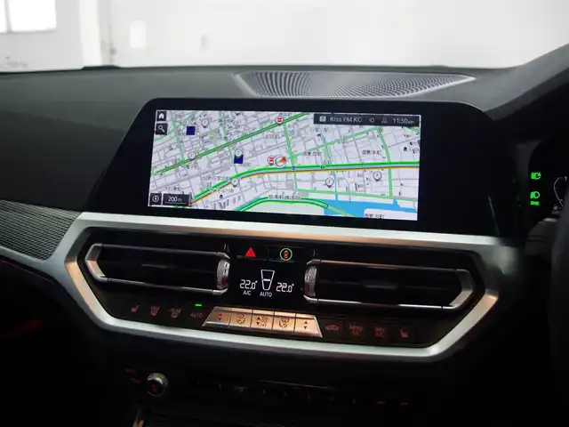 ＢＭＷ ３２０ｄ xDrive Mスポーツ 兵庫県 2021(令3)年 4万km ミネラルグレー ブラックキドニーグリル/ハイラインパッケージ/黒革/シートヒーター/パワーシート/ドライビング・アシスト・プロフェッショナル：/トラフィック・サイン・アシスト（速度制限認識）/ ACC／アクティブ・クルーズ・コントロール（ストップ&ゴー機能付）/ステアリング&レーン・コントロール・アシスト/レーン・ディパーチャー・ウォーニング（車線逸脱警告システム）/レーン・チェンジ・ウォーニング/レーン・チェンジ・アシスト/クロス・トラフィック・ウォーニング（フロント&リヤ）/前車接近警告機能/後車衝突警告機能/衝突回避・被害軽減ブレーキ（事故回避アシスト付）/アクティブ・サイド・コリジョン・プロテクション/エマージェンシー・ストップ・アシスト/純正ナビ/全方位カメラ/ETC/スマートキー/LEDヘッドライト/前後ドライブレコーダー