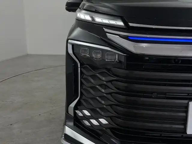 トヨタ ヴォクシー S－Z 群馬県 2024(令6)年 0.1万km アティチュードブラックマイカ 純正１０．５型ナビ 純正13.2型後席モニター 全周囲カメラ　快適利便　モデリスタエアロ　両側電動スライドドア　電動リアゲート　衝突被害軽減ブレーキ シートヒーター　前後ドラレコ　ＥＴＣ２．０　禁煙