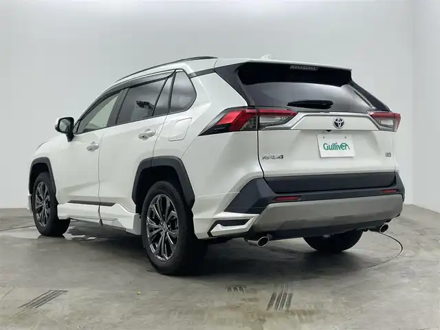 トヨタ ＲＡＶ４ ハイブリッドG 岡山県 2022(令4)年 2.9万km ホワイトパールクリスタルシャイン 純正９インチディスプレイオーディオ/（BT/USB/Carplay/IPod)/衝突軽減ブレーキ/全周囲カメラ/追従型クルーズコントロール/レーンキープアシスト/踏み間違い防止/コーナーセンサー/ブラインドスポットモニター/モデリスタ（前・横・後下）/ルーフレール/シートヒーター(運転席・助手席）/エアシート（運転席・助手席）/電動リアゲート/ステアリングヒーター/ドライブレコーダー（前・後）/パワーシート/電動リアゲート/ＬＥＤヘッドライト/オートハイビーム/オートライト/フォグランプ/プッシュスタート/ビルトインＥＴＣ/スマートキー×1/アイドリングストップ/純正フロアマット/純正18インチAW/ISOFIX/ステアリングスイッチ/チルトステアリング/シートリフター/ウインカーミラー/ドアバイザー/新車保証書/取扱説明書/スペアキー×１