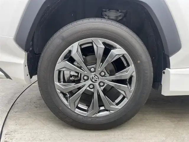 トヨタ ＲＡＶ４ ハイブリッドG 岡山県 2022(令4)年 2.9万km ホワイトパールクリスタルシャイン 純正９インチディスプレイオーディオ/（BT/USB/Carplay/IPod)/衝突軽減ブレーキ/全周囲カメラ/追従型クルーズコントロール/レーンキープアシスト/踏み間違い防止/コーナーセンサー/ブラインドスポットモニター/モデリスタ（前・横・後下）/ルーフレール/シートヒーター(運転席・助手席）/エアシート（運転席・助手席）/電動リアゲート/ステアリングヒーター/ドライブレコーダー（前・後）/パワーシート/電動リアゲート/ＬＥＤヘッドライト/オートハイビーム/オートライト/フォグランプ/プッシュスタート/ビルトインＥＴＣ/スマートキー×1/アイドリングストップ/純正フロアマット/純正18インチAW/ISOFIX/ステアリングスイッチ/チルトステアリング/シートリフター/ウインカーミラー/ドアバイザー/新車保証書/取扱説明書/スペアキー×１
