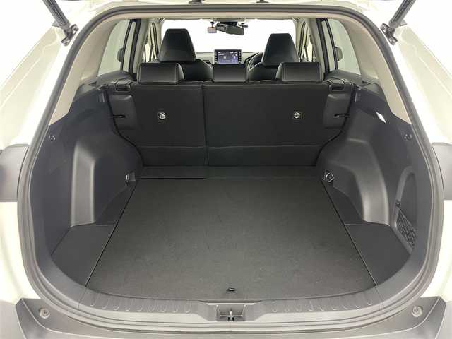 トヨタ ＲＡＶ４ ハイブリッドG 福岡県 2022(令4)年 2.9万km ホワイトパールクリスタルシャイン 純正９インチディスプレイオーディオ/（BT/USB/Carplay/IPod)/衝突軽減ブレーキ/全周囲カメラ/追従型クルーズコントロール/レーンキープアシスト/踏み間違い防止/コーナーセンサー/ブラインドスポットモニター/モデリスタ（前・横・後下）/ルーフレール/シートヒーター(運転席・助手席）/エアシート（運転席・助手席）/電動リアゲート/ステアリングヒーター/ドライブレコーダー（前・後）/パワーシート/電動リアゲート/ＬＥＤヘッドライト/オートハイビーム/オートライト/フォグランプ/プッシュスタート/ビルトインＥＴＣ/スマートキー×1/アイドリングストップ/純正フロアマット/純正18インチAW/ISOFIX/ステアリングスイッチ/チルトステアリング/シートリフター/ウインカーミラー/ドアバイザー/新車保証書/取扱説明書/スペアキー×１