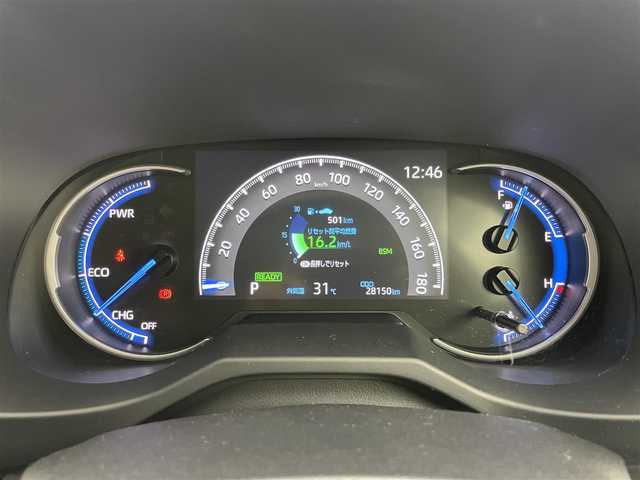 トヨタ ＲＡＶ４ ハイブリッドG 福岡県 2022(令4)年 2.9万km ホワイトパールクリスタルシャイン 純正９インチディスプレイオーディオ/（BT/USB/Carplay/IPod)/衝突軽減ブレーキ/全周囲カメラ/追従型クルーズコントロール/レーンキープアシスト/踏み間違い防止/コーナーセンサー/ブラインドスポットモニター/モデリスタ（前・横・後下）/ルーフレール/シートヒーター(運転席・助手席）/エアシート（運転席・助手席）/電動リアゲート/ステアリングヒーター/ドライブレコーダー（前・後）/パワーシート/電動リアゲート/ＬＥＤヘッドライト/オートハイビーム/オートライト/フォグランプ/プッシュスタート/ビルトインＥＴＣ/スマートキー×1/アイドリングストップ/純正フロアマット/純正18インチAW/ISOFIX/ステアリングスイッチ/チルトステアリング/シートリフター/ウインカーミラー/ドアバイザー/新車保証書/取扱説明書/スペアキー×１