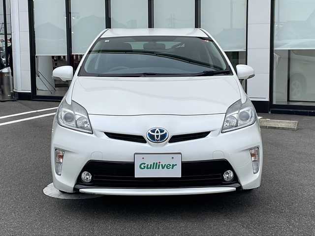 トヨタ プリウス S 岐阜県 2012(平24)年 3.8万km ホワイトパールクリスタルシャイン 登録時走行距離38097km/純正オーディオ　/キセノンライト　/オートライト　/純正１５インチアルミホイール　/ＡＢＳ　/プッシュスタート　/スマートキー　/純正フロアマット　/ドアバイザー　/Ｗエアバッグ　/ステアリングスイッチ　/パワーウィンドウ/パワーステアリング