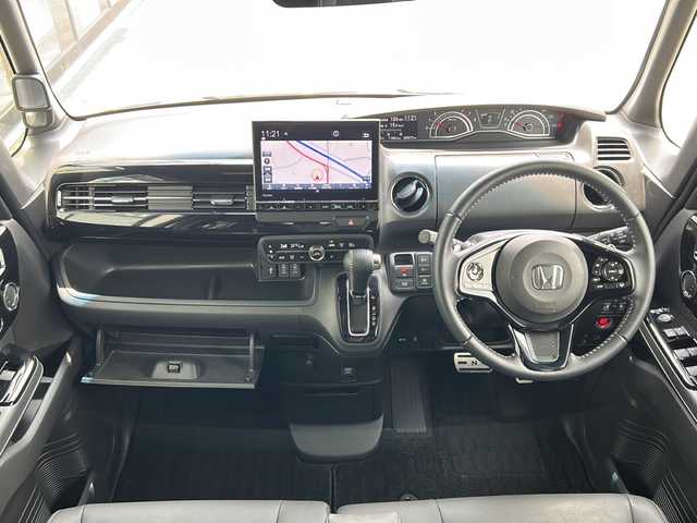 ホンダ Ｎ ＢＯＸ カスタム L ターボ 山形県 2023(令5)年 2.1万km プラチナホワイトパール 4WD/ワンオーナー/ホンダセーフティセンス/純正ナビ/（Bluetooth/CD/DVD/フルセグ/USB)/レーダークルーズコントロール/後方コーナーセンサー/両側パワースライドドア/前後純正ドライブレコーダー/ハーフレザーシート/前席シートヒーター/横滑り防止装置/レーンキープアシスト/パドルシフト/オートライト/LEDヘッドライト/フォグランプ/電動格納ミラー/ウィンカーミラー/純正アルミホイール/純正フロアマット/スマートキー/スペアキー/ドアバイザー