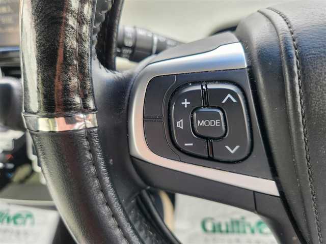 トヨタ エスティマ アエラス スマート 群馬県 2016(平28)年 6.3万km スパークリングブラックパールクリスタルシャイン ○純正9インチナビ/○フルセグTV/○バックカメラ/○パワースライドドア（両側）/○パワーバックドア/○ビルトインETC/○セーフティセンスC/・プリクラッシュセーフティシステム/・レーンディパーチャーアラート/・オートマチックハイビーム/○クルーズコントロール/○先行車発進告知機能/○クリアランスソナー/バックソナー/○LEDヘッドランプ/〇オートライト/○純正18インチアルミホイール/○オートエアコン/〇ホワイト合皮シート/〇快適温熱シート/○革巻きステアリングホイール/○スマートエントリー/○禁煙車