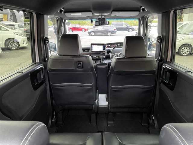 ホンダ Ｎ ＢＯＸ カスタム G L ターボ ホンダセンシング 静岡県 2020(令2)年 3.3万km プラチナホワイトパール 両側パワースライドドア/純正8インチメモリナビ・フルセグTV/DVD/CD/SD/USB/Bluetooth/バックカメラ/純正エアロ/純正15インチアルミホイール/HONDA SENSING/・アダプティブクルーズコントロール（ACC）/・衝突軽減ブレーキ（CMBS）/・車線維持支援システム（LKAS）/・誤発進抑制機能/・先行車発進お知らせ機能/・オートハイビーム/・標識認識機能/ハーフレザーシート/パドルシフト/ビルトインETC/LEDライト/スマートキー2個/プッシュスタート/新車時保証書/取扱説明書/ナビ取扱説明書