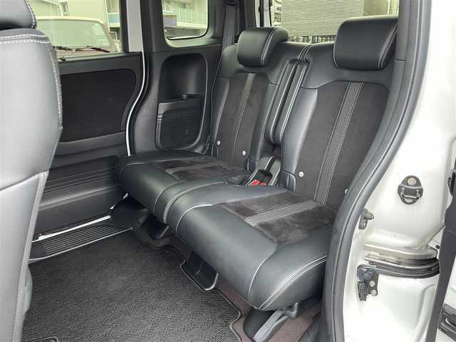 ホンダ Ｎ ＢＯＸ カスタム G L ターボ ホンダセンシング 静岡県 2020(令2)年 3.3万km プラチナホワイトパール 両側パワースライドドア/純正8インチメモリナビ・フルセグTV/DVD/CD/SD/USB/Bluetooth/バックカメラ/純正エアロ/純正15インチアルミホイール/HONDA SENSING/・アダプティブクルーズコントロール（ACC）/・衝突軽減ブレーキ（CMBS）/・車線維持支援システム（LKAS）/・誤発進抑制機能/・先行車発進お知らせ機能/・オートハイビーム/・標識認識機能/ハーフレザーシート/パドルシフト/ビルトインETC/LEDライト/スマートキー2個/プッシュスタート/新車時保証書/取扱説明書/ナビ取扱説明書