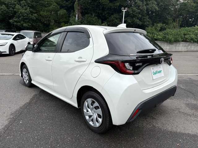 トヨタ ヤリス X 大阪府 2020(令2)年 2万km ホワイトパールクリスタルシャイン 純正8型Tconnectナビ/バックカメラ/フルセグ/トヨタセーフティセンス/ドライブレコーダー/ステアリングスイッチ/カーテンエアバック/ドアバイザー/電動格納ミラー/プッシュスタート/スマートキー
