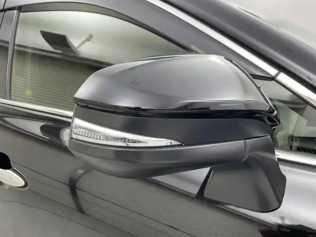 トヨタ ハリアー Z レザーパッケージ 茨城県 2020(令2)年 4.2万km ブラック 純正12.3型ナビ/JBLプレミアムサウンド/バックカメラ/フルセグ/調光パノラマルーフ/モデリスタエアロ/衝突被害軽減ブレーキ/車線逸脱抑制装置/レーダークルーズコントロール/オートマチックハイビーム/クリアランスソナー/BSM/ETC2.0/デジタルインナーミラー（ドラレコ機能）/HUD/黒革シート/シートヒーター/ベンチレーション/ステアリングヒーター/純正19インチAW/LEDヘッドライト/スマートキー