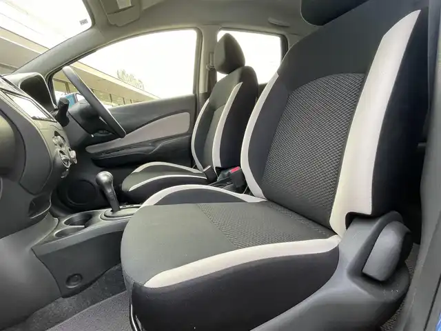 日産 ノート X FOUR 長野県 2018(平30)年 5.8万km シャイニングブルー 4WD/社外ナビ/・Bluetooth/CD/DVD/バックカメラ/社外ETC/社外フロアマット/社外14インチAW/LEDオートライト/スペアキー1本/スマートキー/電格ミラー/取り扱い説明書/保証書