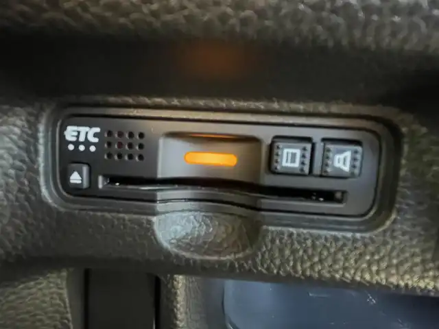 ホンダ Ｎ ＢＯＸ G L ホンダセンシング 秋田県 2018(平30)年 10.3万km プラチナホワイトパール (株)IDOMが運営する【じしゃロン秋田店】の自社ローン専用車両になりますこちらは現金またはオートローンご利用時の価格です。自社ローンご希望の方は別途その旨お申付け下さい/ウィンカーミラー/クルーズコントロール/ドアバイザー/プッシュスタート/片側パワースライドドア/ETC/シートヒーター/スマートキー/フォグランプ