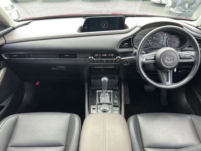 マツダ ＣＸ－３０ X Lパッケージ 広島県 2021(令3)年 6.8万km ソウルレッドクリスタルM 禁煙車/4WD/スーパーＵＶカットガラス（フロントドア）＋ＩＲカットガラス（フロントガラス／フロントドア）/ＣＤ／ＤＶＤプレーヤー＋地上デジタルＴＶチューナー（フルセグ）/３６０°セーフティパッケージ/・３６０°ビュー・モニター＋ドライバー・モニタリング/ボーズサウンドシステム（ＡＵＤＩＯＰＩＬＯＴ２＋Ｃｅｎｔｅｒｐｏｉｎｔ２）＋１２スピーカー/i-ACTIVSENSE/レーダークルーズコントロール/レーンキープアシストシステム/車線逸脱警報システム/AT誤発進抑制制御/BSM/コーナーセンサー/マツダコネクト（ナビSD無し）/・フルセグ/CD/DVD/Bluetooth/USB/HDMI/パドルシフト/革巻きステアリング/ステアリングスイッチ/パワーバックドア/パワーシート/シートメモリー/レザーシート/LEDヘッドライト/社外フロアマット/ETC/純正18インチアルミホイール