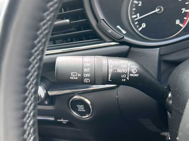 マツダ ＣＸ－３０ X Lパッケージ 広島県 2021(令3)年 6.8万km ソウルレッドクリスタルM 禁煙車/4WD/スーパーＵＶカットガラス（フロントドア）＋ＩＲカットガラス（フロントガラス／フロントドア）/ＣＤ／ＤＶＤプレーヤー＋地上デジタルＴＶチューナー（フルセグ）/３６０°セーフティパッケージ/・３６０°ビュー・モニター＋ドライバー・モニタリング/ボーズサウンドシステム（ＡＵＤＩＯＰＩＬＯＴ２＋Ｃｅｎｔｅｒｐｏｉｎｔ２）＋１２スピーカー/i-ACTIVSENSE/レーダークルーズコントロール/レーンキープアシストシステム/車線逸脱警報システム/AT誤発進抑制制御/BSM/コーナーセンサー/マツダコネクト（ナビSD無し）/・フルセグ/CD/DVD/Bluetooth/USB/HDMI/パドルシフト/革巻きステアリング/ステアリングスイッチ/パワーバックドア/パワーシート/シートメモリー/レザーシート/LEDヘッドライト/社外フロアマット/ETC/純正18インチアルミホイール