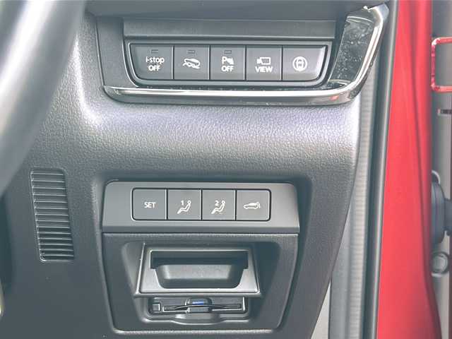 マツダ ＣＸ－３０ X Lパッケージ 広島県 2021(令3)年 6.8万km ソウルレッドクリスタルM 禁煙車/4WD/スーパーＵＶカットガラス（フロントドア）＋ＩＲカットガラス（フロントガラス／フロントドア）/ＣＤ／ＤＶＤプレーヤー＋地上デジタルＴＶチューナー（フルセグ）/３６０°セーフティパッケージ/・３６０°ビュー・モニター＋ドライバー・モニタリング/ボーズサウンドシステム（ＡＵＤＩＯＰＩＬＯＴ２＋Ｃｅｎｔｅｒｐｏｉｎｔ２）＋１２スピーカー/i-ACTIVSENSE/レーダークルーズコントロール/レーンキープアシストシステム/車線逸脱警報システム/AT誤発進抑制制御/BSM/コーナーセンサー/マツダコネクト（ナビSD無し）/・フルセグ/CD/DVD/Bluetooth/USB/HDMI/パドルシフト/革巻きステアリング/ステアリングスイッチ/パワーバックドア/パワーシート/シートメモリー/レザーシート/LEDヘッドライト/社外フロアマット/ETC/純正18インチアルミホイール