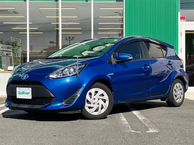 トヨタ アクア G 静岡県 2017(平29)年 5.2万km コバルトブルーメタリック 純正ナビ(CD/DVD/BT/フルセグ)/バックカメラ/ドライブレコーダー前後/ETC/エンジンスタートボタン/パワーステアリング/パワーウィンドウ/アイドリングストップ/オートエアコン/スマートキー/スペアキー１本/クルーズコントロール/純正フロアマット/布シート/ABS/横滑り防止装置/レーンキープアシスト/オートライト/オートマチックハイビーム/Wエアバッグ/衝突軽減システム