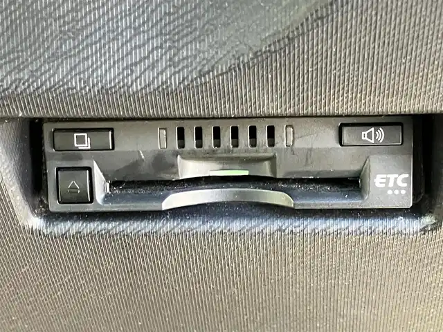 トヨタ アクア G 静岡県 2017(平29)年 5.2万km コバルトブルーメタリック 純正ナビ(CD/DVD/BT/フルセグ)/バックカメラ/ドライブレコーダー前後/ETC/エンジンスタートボタン/パワーステアリング/パワーウィンドウ/アイドリングストップ/オートエアコン/スマートキー/スペアキー１本/クルーズコントロール/純正フロアマット/布シート/ABS/横滑り防止装置/レーンキープアシスト/オートライト/オートマチックハイビーム/Wエアバッグ/衝突軽減システム