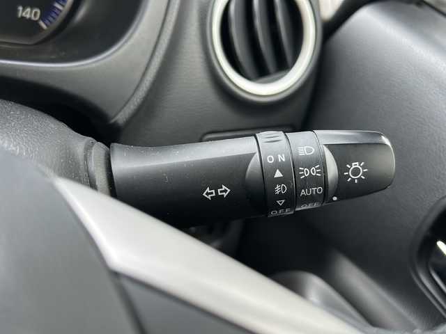 日産 デイズ ハイウェイスターG 岐阜県 2013(平25)年 6.4万km ブラック 登録時走行距離63862km/社外ＳＤナビ/フルセグＴＶ/全方位カメラ/社外フロアマット/社外アルミホイール/オートエアコン/プッシュスタート/スマートキー/スペアキー/ベンチシート/フルフラットシート/ＡＢＳ/横滑り防止装置/レーンキープアシスト/盗難防止装置/オートライト/ハロゲンヘッドライト/エアバッグ/衝突被害軽減システム