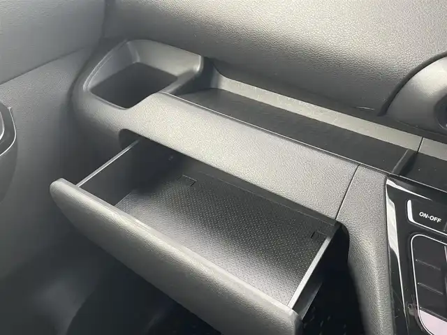 日産 ルークス ハイウェイスター Gターボ 熊本県 2021(令3)年 2.6万km ブラック 純正SDナビ/・Bluetooth/AM/FM/CD/DVD/ブルーレイ/フルセグTV/SD/ipod/ミュージックサーバー/プロパイロット/・エマージェンシーブレーキ/・車線逸脱警報/・車線逸脱防止支援/・先行車発進お知らせ機能/・道路標識認識機能/インテリジェントクルーズコントロール/バックカメラ/・全方位カメラ/・ふらつき警報/ドライブレコーダー/両側パワースライドドア/・ハンズフリーオートスライドドア/コーナーセンサー前後/盗難防止装置/オートマチックハイビーム/LEDヘッドライト/エアバッグダブル/ステアリングスイッチ/ウィンカーミラー/電動格納ミラー/シートヒーター/電子パーキングブレーキ/オートホールド/ロールサンシェード/スマートキー/プッシュスタートボタン/ETC/ＳＯＳボタン/純正ドアバイザー/純正フロアマット/純正アルミホイール