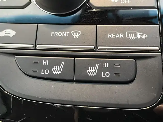 ホンダ フリード ハイブリット G ホンダセンシング 福岡県 2021(令3)年 4.9万km スーパープラチナグレーメタリック 純正7型SDナビ(フルセグTV/CD/DVD/BT)ホンダセンシングバックカメラ両側パワスラレーダークルコンETCUSB純正フロアマット純正LEDプッシュスタートスマートキースペアキー