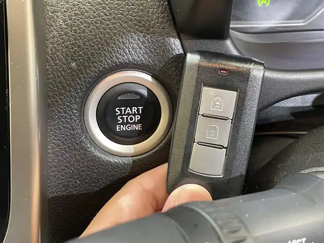 日産 デイズ ハイウェイスターX 岩手県 2017(平29)年 11.1万km プレミアムパープルP アラウンドビューモニター/エマージェンシーブレーキ/ハイビームアシスト/横滑り防止装置/アイドリングストップ/オートエアコン/オートライト/HIDヘッドライト/フォグライト/純正アルミホイール/フロントベンチシート/純正フロアマット/ドアバイザー