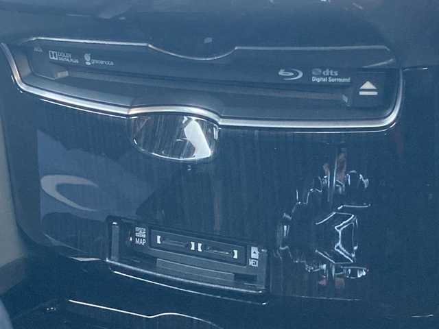 トヨタ クラウン ハイブリッド アスリートS J－フロンティア 岡山県 2017(平29)年 4.2万km ホワイトパールクリスタルシャイン 純正ナビ/フルセグTV、CD、DVD、Blu-ray、Bluetooth/AM、FM/全方位カメラ/純正ドライブレコーダー/ステアリングヒーター/前席シートヒーター/前席パワーシート/ビルトインETC/TVキャンセラー/ハーフレザーシート/リアロールサンシェード/トヨタセーフティセンス/・レーダークルーズコントロール/・レーンディパーチャーアラート/・プリクラッシュセーフティ/・オートハイビーム