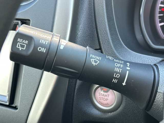 日産 ノート X FOUR 青森県 2015(平27)年 2.6万km ブリリアントシルバー 4WD/社外メモリナビ/Bluetooth・USB・SD・AUX/ETC/横滑り防止装置/エマージェンシーブレーキレス/ハロゲンヘッドライト/オートライト/プッシュスタート/インテリキー/スペアキー/14インチホイルスタッドレスタイヤ/14インチホイル夏タイヤあり