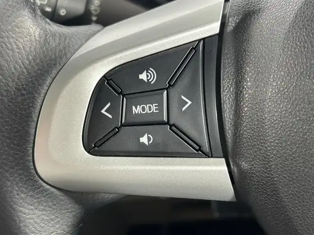 ダイハツ キャスト スタイル G SAⅢ 佐賀県 2018(平30)年 2.6万km ファイアークォーツレッドM 純正7インチナビ/Bluetooth/フルセグTV/DVD再生/USB入力端子/ＥＴＣ/ドライブレコーダー/ＬＥＤヘッドライト/ＬＥＤフォグランプ/オートライト/オートマチックハイビーム/電動格納ミラー/スマートキー/スペアキー有/ステアリングスイッチ/ダブルエアバック/衝突被害軽減システム/純正15インチアルミホイール/フロアマット/アイドリングストップ/オートエアコン