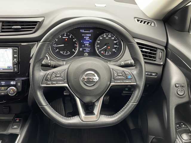日産 エクストレイル 20Xi 千葉県 2018(平30)年 5.5万km ブリリアントホワイトパール 純正ナビ/・FM/AM CD SD BT USB フルセグTV/ワンオーナー/プロパイロット/衝突軽減ブレーキ/後側方車両検知警報/駐車支援/パワーバックドア/デジタルインナーミラー/アラウンドビューモニター/フルオートエアコン/電動パーキングブレーキ/オートブレーキホールド/ステアリングスイッチ/サングラスホルダー/ビルトインETC/ドライブレコーダー/合皮レザーシート/ＬＥＤヘッドライト/フォグランプ/ルーフレール/純正18インチアルミホイール/プッシュエンジンスタート/クリアランスソナー/後席用エアコン吹き出し口/純正フロアマット/電動格納ミラー/ウィンカーミラー/ドアバイザー