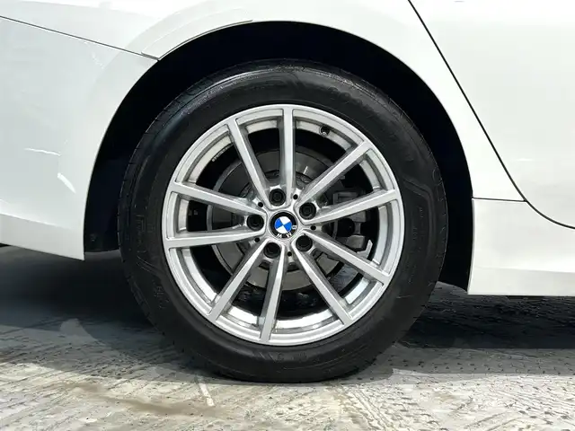 ＢＭＷ ＢＭＷ ３２０ｄ xDrive Mスポーツ EDシャドー 道央・札幌 2024(令6)年 0.7万km 白 ドライビング・アシスト・プロフェッショナル/　・ACC/　・レーン・ディパーチャー・ウォーニング/　・レーン・キーピング・アシスト/　・レーン・チェンジ・ウォーニング/パーキング・アシスト・プラス/　・パーキング・アシスト/　・アクティブPDC/　・サラウンドビューシステム/BMWヘッドアップディスプレイ/パワーシート(D/N）/シートヒーター(D/N）/ワイヤレスチャージング/コンフォートpkg/　・オートマチック・トランク・リッド・オペレーション/　・サンプロテクション・ガラス/　・ランバーサポート(D/N）/アンビエントライト/BMWライブ・コックピット/アクティブLEDヘッドライト/オートライト/レインセンサー/BMWコネクテッド・ドライブ・プロフェッショナル/ETC