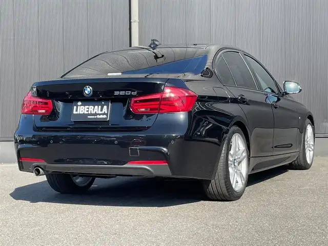 ＢＭＷ ３２０ｄ Mスポーツ 香川県 2015(平27)年 6.8万km サファイアブラックP インテリジェントセーフティpkg/ACC/LKA/衝突軽減/LEDヘッドライト/純正ナビ、ブルートゥース/バックカメラ/前席パワーシート/Rコーナーセンサー/前ドラレコ/オートライト/オートエアコン/純正18インチアルミ/パドルシフト