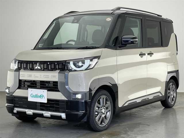 三菱 デリカミニ T プレミアム 愛知県 2025(令7)年 0.1万km未満 アイボリーⅡ 届出済未使用車　純正９型ディスプレイ　カープレイ対応　デジタルインナーミラー　マイパイロット　全方位カメラ　パドルシフト　ハーフレザー　シートヒーター　サイドデカール　衝突軽減装置　追従クルコン　車線逸脱　誤発進抑制　ＬＥＤオートライト　フォグランプ　禁煙車/ツートンカラー/T　PREMIUM　9型ディスプレイオーディオ/（121/330）/サイドデカール（33/440）