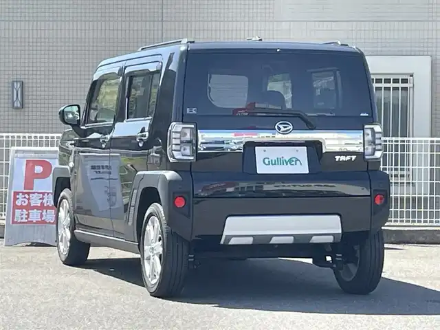 ダイハツ タフト G クロムベンチャー 山口県 2022(令4)年 5.2万km ブラックマイカメタリック ワンオーナー/ガラスルーフ/メモリナビ フルセグTV CD DVD BT USB/全周囲カメラ/ドラレコ/ETC/衝突被害軽減ブレーキ/オートマチックハイビーム/LEDオートヘッドライト/フォグライト/スマートキー 2個/前席シートヒーター/ルーフレール/コーナーセンサー/ステアリングリモコン/革巻きステアリング/アルミホイール/W サイド カーテン エアバッグ/保証書 取説/禁煙車