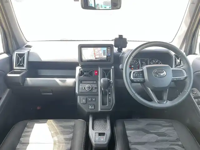 ダイハツ タフト G クロムベンチャー 山口県 2022(令4)年 5.2万km ブラックマイカメタリック ワンオーナー/ガラスルーフ/メモリナビ フルセグTV CD DVD BT USB/全周囲カメラ/ドラレコ/ETC/衝突被害軽減ブレーキ/オートマチックハイビーム/LEDオートヘッドライト/フォグライト/スマートキー 2個/前席シートヒーター/ルーフレール/コーナーセンサー/ステアリングリモコン/革巻きステアリング/アルミホイール/W サイド カーテン エアバッグ/保証書 取説/禁煙車