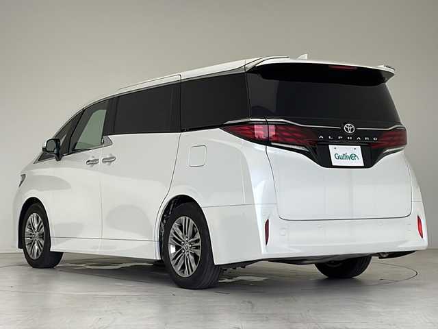 トヨタ アルファード Z 愛知県 2024(令6)年 1.1万km プラチナホワイトパールマイカ 衝突軽減システム/純正ディスプレイオーディオ（ナビあり）/フリップダウンモニター/三眼LEDヘッドライト/全方位カメラ/両側パワースライドドア/ガラスルーフ/レーダークルーズコントロール/シートヒーター/エアシート/フルセグ/Bluetooth/バックカメラ/電動リアゲート/パワーシート/コーナーセンサー/純正アルミホイール/ＥＴＣ２．０/ブラインドスポットモニター/ステアリングヒーター/インテリジェントミラー/オートマチックハイビーム/置くだけ充電器/ステアリングスイッチ/スマートキー/プッシュスタート