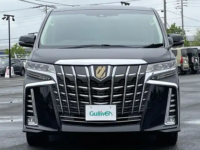 トヨタ アルファード SC 道央・札幌 2018(平30)年 1.6万km ブラック ４WD/JBLプレミアムサウンドシステム/純正ディーラーOPナビ/CD/DVD/BT/フルセグ/純正フリップダウンモニター/トヨタセーフティセンス/プリクラッシュセーフティ/横滑り防止装置/レーダークルーズコントロール/レーンキープアシスト/パーキングアシスト/クリアランスソナー/ブラインドスポットモニター/パーキングサポートブレーキ/バックカメラ/ビルトインETC2.0/ドライブレコーダー/アイドリングストップ/両側パワースライドドア/パワーバックドア/前席/２列目パワーシート/前席シートヒーター/前席エアシート/D席メモリーシート/N席/２列目オットマン/ステアリングリモコン/ハンドルヒーター/AC100V/自動防眩ミラー/電動パーキング/ブレーキホールド/MTモード付AT/プッシュスタート/スマートキー/純正リモートスタート/LEDヘッドライト/オートライト/オートハイビーム/フォグランプ/電動格納ミラー/ウィンカーミラー/純正フロアマット/ドアバイザー/スペアキー