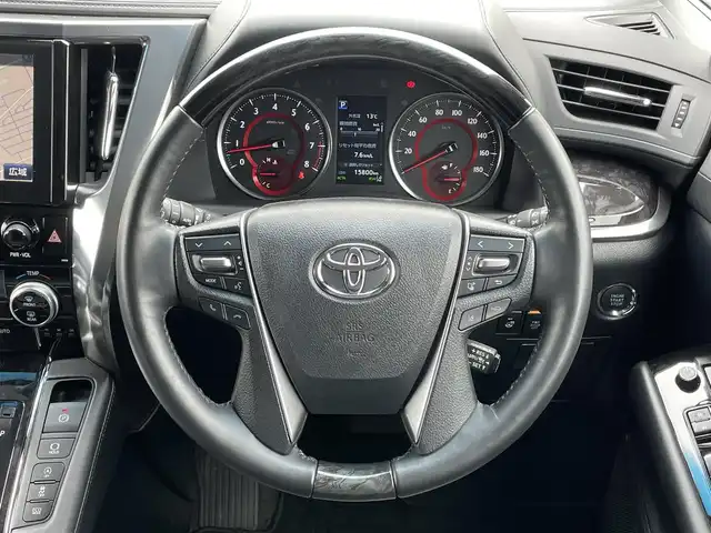 トヨタ アルファード SC 道央・札幌 2018(平30)年 1.6万km ブラック ４WD/JBLプレミアムサウンドシステム/純正ディーラーOPナビ/CD/DVD/BT/フルセグ/純正フリップダウンモニター/トヨタセーフティセンス/プリクラッシュセーフティ/横滑り防止装置/レーダークルーズコントロール/レーンキープアシスト/パーキングアシスト/クリアランスソナー/ブラインドスポットモニター/パーキングサポートブレーキ/バックカメラ/ビルトインETC2.0/ドライブレコーダー/アイドリングストップ/両側パワースライドドア/パワーバックドア/前席/２列目パワーシート/前席シートヒーター/前席エアシート/D席メモリーシート/N席/２列目オットマン/ステアリングリモコン/ハンドルヒーター/AC100V/自動防眩ミラー/電動パーキング/ブレーキホールド/MTモード付AT/プッシュスタート/スマートキー/純正リモートスタート/LEDヘッドライト/オートライト/オートハイビーム/フォグランプ/電動格納ミラー/ウィンカーミラー/純正フロアマット/ドアバイザー/スペアキー