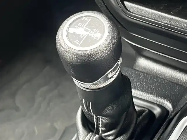 クライスラー・ジープ ジープ ラングラー アンリミテッド サハラ 静岡県 2020(令2)年 3.5万km 黒 アダプティブクルーズコントロール/電動サイドステップ/サンライダートップ（ハードトップ積み込み）/純正ナビ/（フルセグ/BT）/F/Bカメラ/前後ドライブレコーダー/前後コーナーセンサー/ブランドスポットアシスト/LEDヘッドライト/純正18インチアルミホイール/ETC2.0/スマートキーメモリナビ