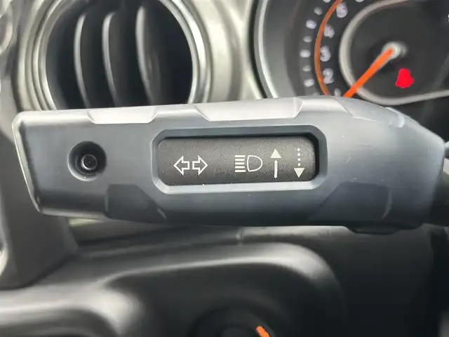 クライスラー・ジープ ジープ ラングラー アンリミテッド サハラ 静岡県 2020(令2)年 3.5万km 黒 アダプティブクルーズコントロール/電動サイドステップ/サンライダートップ（ハードトップ積み込み）/純正ナビ/（フルセグ/BT）/F/Bカメラ/前後ドライブレコーダー/前後コーナーセンサー/ブランドスポットアシスト/LEDヘッドライト/純正18インチアルミホイール/ETC2.0/スマートキーメモリナビ
