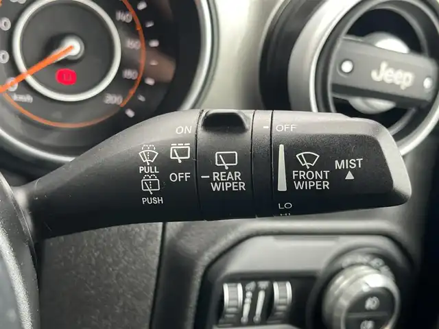クライスラー・ジープ ジープ ラングラー アンリミテッド サハラ 静岡県 2020(令2)年 3.5万km 黒 アダプティブクルーズコントロール/電動サイドステップ/サンライダートップ（ハードトップ積み込み）/純正ナビ/（フルセグ/BT）/F/Bカメラ/前後ドライブレコーダー/前後コーナーセンサー/ブランドスポットアシスト/LEDヘッドライト/純正18インチアルミホイール/ETC2.0/スマートキーメモリナビ