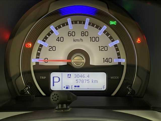 スズキ ハスラー X 宮崎県 2014(平26)年 5.8万km キャンディピンクメタリック/ホワイト2トーンルーフ レーダーブレーキサポート/社外7インチSDナビ/フルセグTV/CD/DVD/Bluetooth/バックカメラ/シートヒーター/HIDヘッドライト/アイドリングストップ/純正15インチAW/ETC/保証書/取扱説明書
